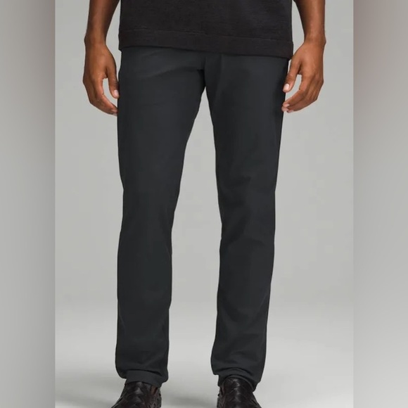 LULULEMON Commission Slim-Fit Pant Ventlight
Black 33x30 - Picture 1 of 7